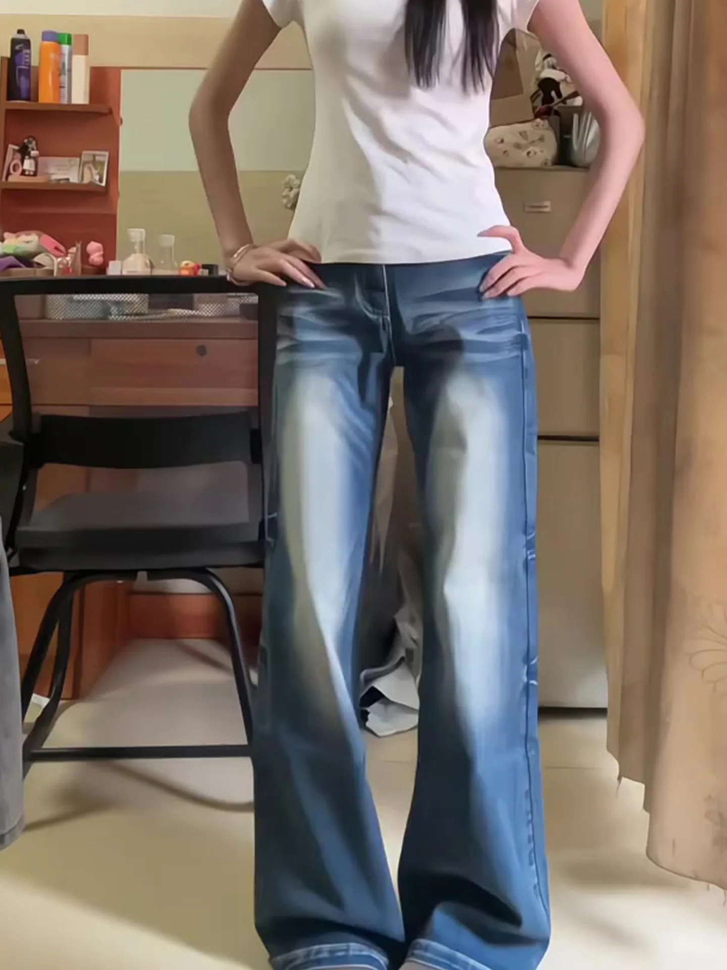 Retro Washed Slim Fit High Waist Blue Jeans Women's Wide Leg Pants Spring Summer New Arrival Shape Memory Denim Trousers
Retro Washed Slim Fit High Waist Blue Jeans Women's Wide Leg Pants Spring Summer New Arrival Shape Memory Denim Trousers
