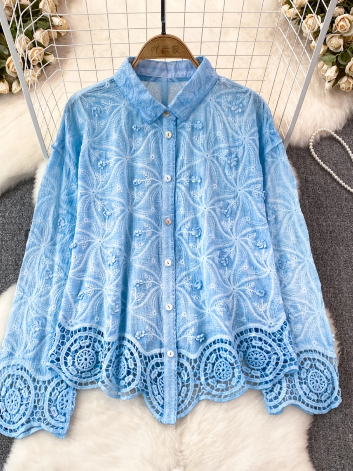 Casual Lace Splice Long Sve Collar irt Women's Spring Autumn Faion Ele Lady Sle Single Button Loose Fit Top
Casual Lace Splice Long Sve Collar irt Women's Spring Autumn Faion Ele Lady Sle Single Button Loose Fit Top