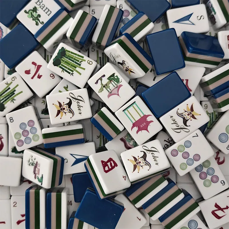 Blue Green Mini American Mahjong Set 4-Layer Acrylic Portable 160pcs Mahjong Tiles Perfect for Home & Travel Leisure Board Game
Blue Green Mini American Mahjong Set 4-Layer Acrylic Portable 160pcs Mahjong Tiles Perfect for Home & Travel Leisure Board Game