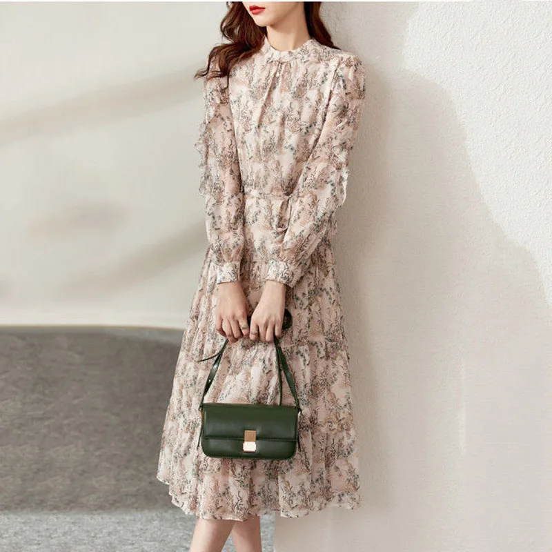 Bohemian Long Maxi Dress Women Autumn Spring 2024 Floral Print Bubble Sleeve Female Casual Boho Beach Elegant Party Dresses Robe
Bohemian Long Maxi Dress Women Autumn Spring 2024 Floral Print Bubble Sleeve Female Casual Boho Beach Elegant Party Dresses Robe