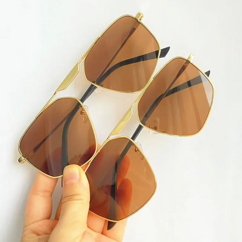 Fashion Sun Glasse Unisex Anti-UV Spectacles Simplity Alloy Eyeglasses Retro Single Beam Goggles Irregular Polygon Sunglasses
Fashion Sun Glasse Unisex Anti-UV Spectacles Simplity Alloy Eyeglasses Retro Single Beam Goggles Irregular Polygon Sunglasses