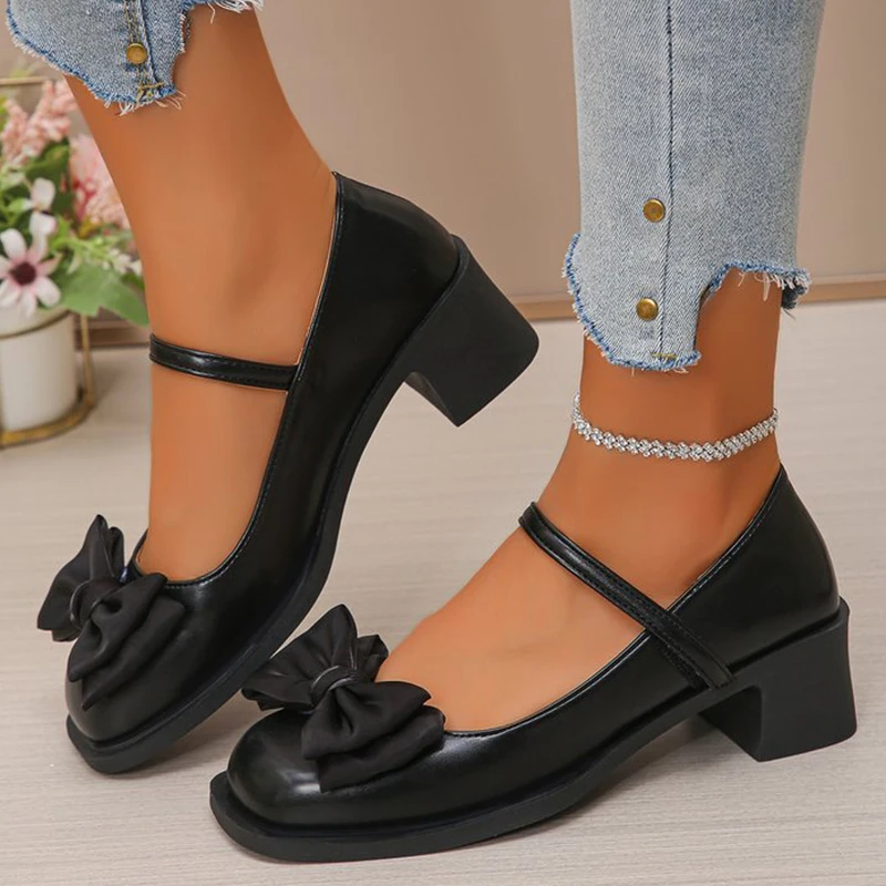 Туфли Мэри Джейн с квадратным носком и бантом, женские весенне-летние туфли Мэри Джейн из искусственной кожи на толстом каблуке, удобные женские туфли Лолиты на среднем каблуке
Туфли Мэри Джейн с квадратным носком и бантом, женские весенне-летние туфли Мэри Джейн из искусственной кожи на толстом каблуке, удобные женские туфли Лолиты на среднем каблуке