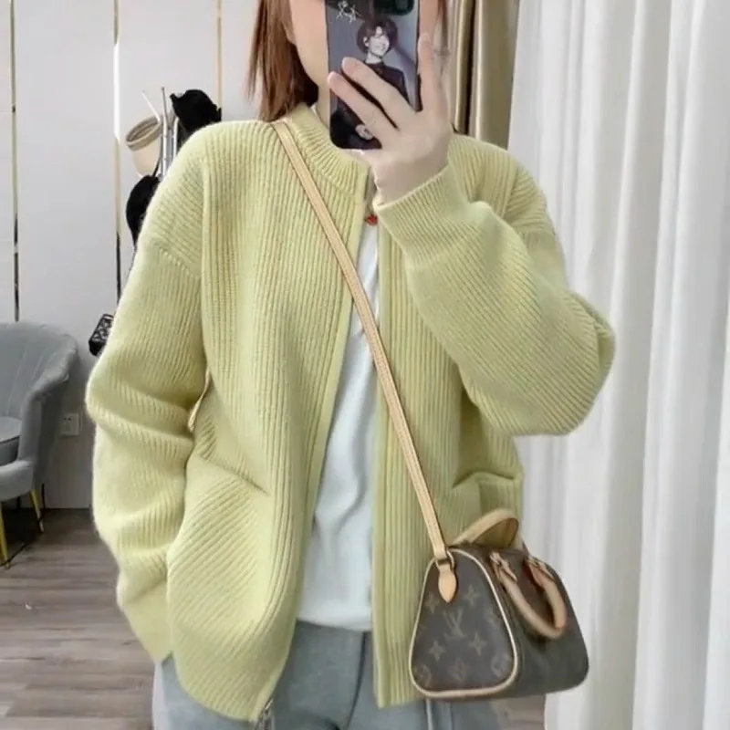 Women's Knitted Cardigan Short round Neck Double Zipper Color Slim Fit Spring Autumn Korean Style Commute Fashion
Women's Knitted Cardigan Short round Neck Double Zipper Color Slim Fit Spring Autumn Korean Style Commute Fashion