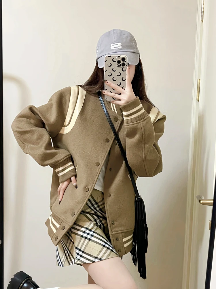 Baseball Jackets Woman Green Womens Autumn Anti-Fall Racer Comfortable Mock Two-Pieces Teens Shiny Round-Neck Cargo Style Ladies
Baseball Jackets Woman Green Womens Autumn Anti-Fall Racer Comfortable Mock Two-Pieces Teens Shiny Round-Neck Cargo Style Ladies