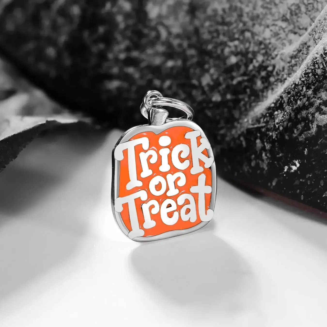 DJ067O authentic 925 sterling silver keychain DIY silver jewelry Trick-or-treat pumpkin pendant
DJ067O authentic 925 sterling silver keychain DIY silver jewelry Trick-or-treat pumpkin pendant