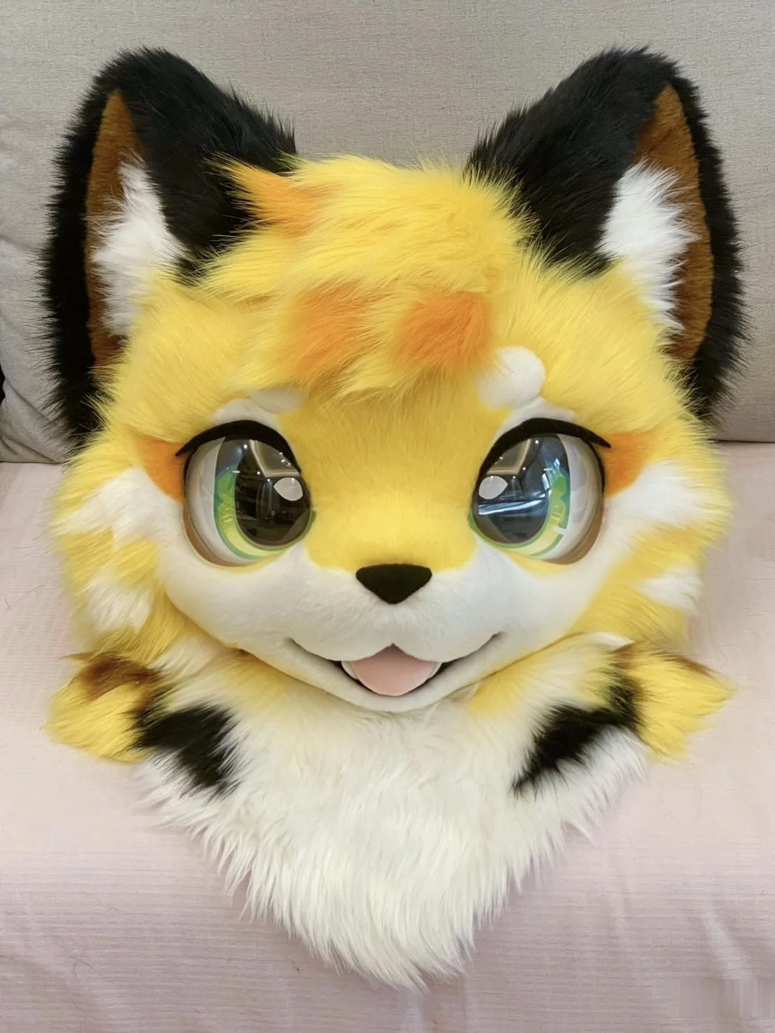 Handmade cute fur coat, Japanese and American animal costume mascot character role-playing headgear, plush fox
Handmade cute fur coat, Japanese and American animal costume mascot character role-playing headgear, plush fox