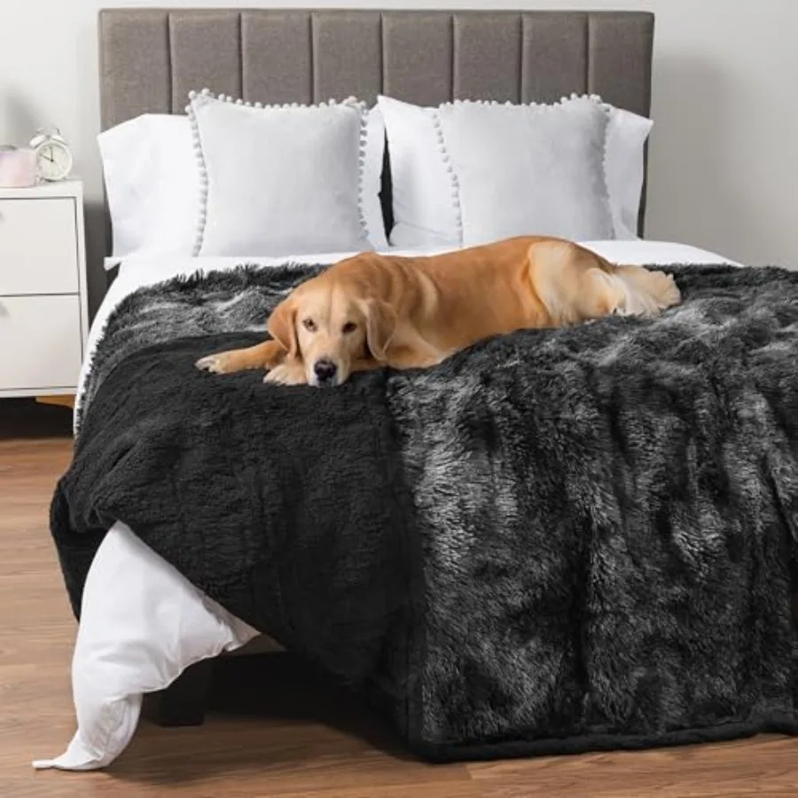 Waterproof Dog Blanket for Couch, Bed and Furniture, Reversible Sherpa and Faux Fur Pet Blanket, Leakproof Pet Throw for Large
Waterproof Dog Blanket for Couch, Bed and Furniture, Reversible Sherpa and Faux Fur Pet Blanket, Leakproof Pet Throw for Large