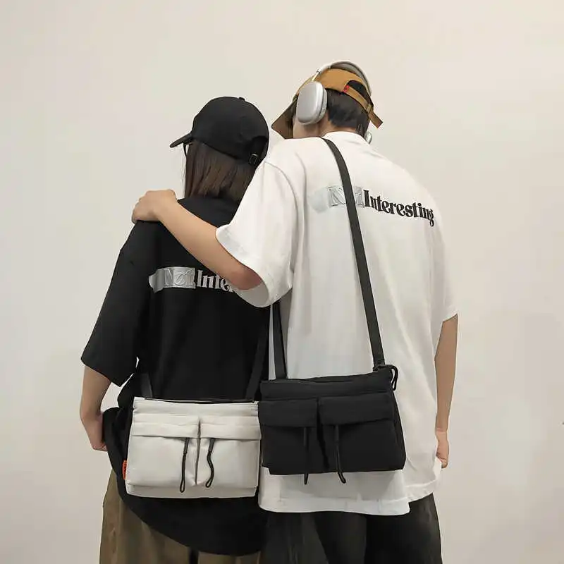 Bla Ox Cloth Waterproof Leisure oulder Bag ex Small Square Bag Multi-ket Diagonal Bag for Men And Women
Bla Ox Cloth Waterproof Leisure oulder Bag ex Small Square Bag Multi-ket Diagonal Bag for Men And Women