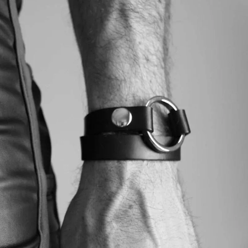 Men's Gothic Punk PU Leather Cuff Bracelet, Adjustable O-Ring Wristband for Harajuku Streetwear Party Halloween Cosplay
Men's Gothic Punk PU Leather Cuff Bracelet, Adjustable O-Ring Wristband for Harajuku Streetwear Party Halloween Cosplay