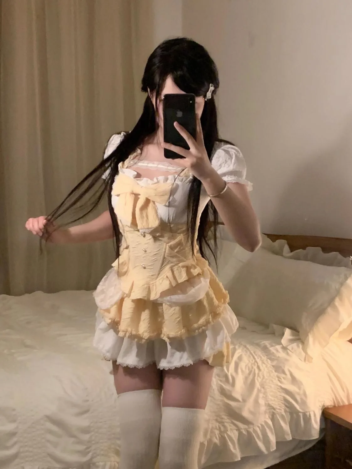 Летний модный комплект с юбкой для торта с желтым узлом Bubble Sve, комплект из двух предметов из полиэстера с милой девушкой
Летний модный комплект с юбкой для торта с желтым узлом Bubble Sve, комплект из двух предметов из полиэстера с милой девушкой