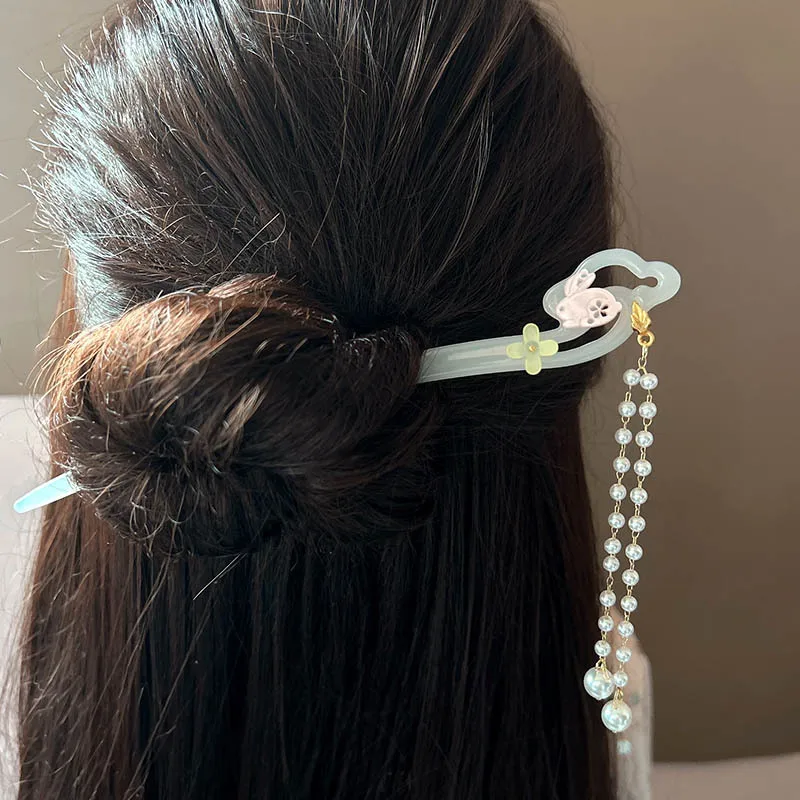 Tassel hair ornaments, jade rabbit auspicious cloud hairpins, Hanfu walking head ornaments, coiled hair hairpins
Tassel hair ornaments, jade rabbit auspicious cloud hairpins, Hanfu walking head ornaments, coiled hair hairpins