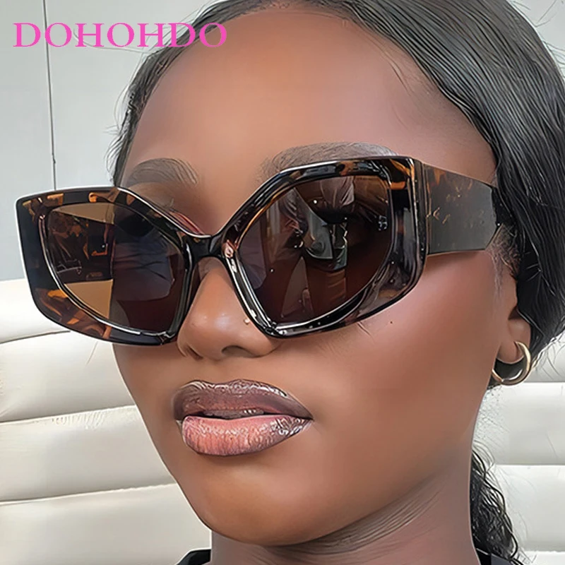 Fashion Large Frame Polygon Cat Eye Candy Sun Glasses Women Men Luxury Brand Designer Outdoors Summer Traveling Sunglasses UV400
Fashion Large Frame Polygon Cat Eye Candy Sun Glasses Women Men Luxury Brand Designer Outdoors Summer Traveling Sunglasses UV400