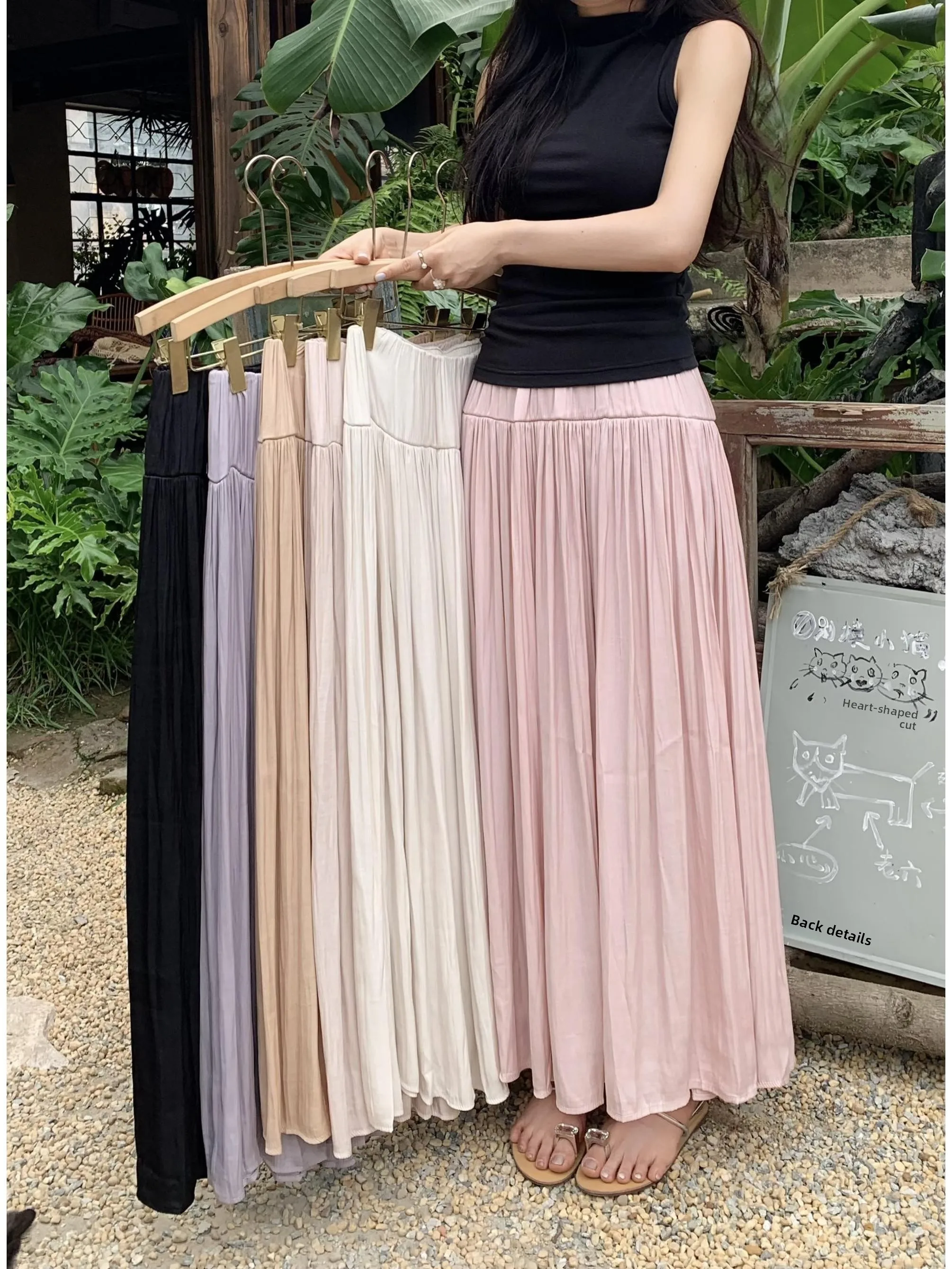 Elegant Satin High Waist A-Line Skirt Women's Spring 2026 New Folded Draping Slimming Simple Match Long Skirt Korean Style
Elegant Satin High Waist A-Line Skirt Women's Spring 2026 New Folded Draping Slimming Simple Match Long Skirt Korean Style
