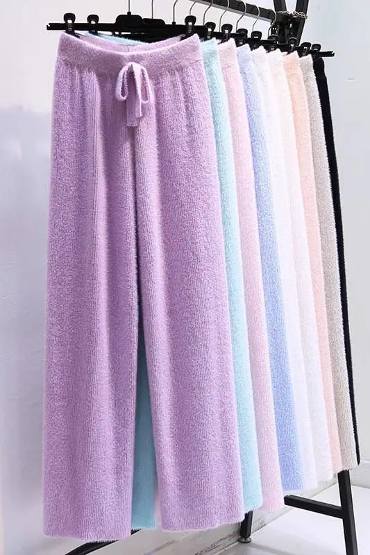 High Waist Cashmere Wide Leg Pants Women Drapey Wool Floor Length Glutinous Women Pants Outdoor Knitted Woolen Trousers CQ30
High Waist Cashmere Wide Leg Pants Women Drapey Wool Floor Length Glutinous Women Pants Outdoor Knitted Woolen Trousers CQ30