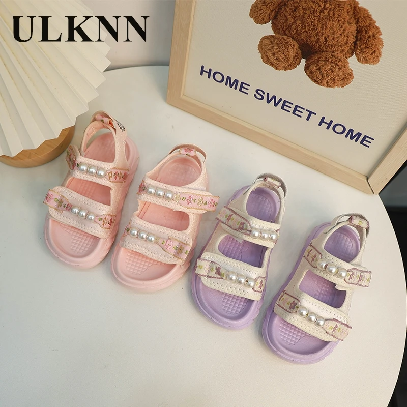 Girls' sandals open toe 2024 summer new princess shoes Children's beach shoes Casual baby soft soled shoes pearl
Girls' sandals open toe 2024 summer new princess shoes Children's beach shoes Casual baby soft soled shoes pearl
