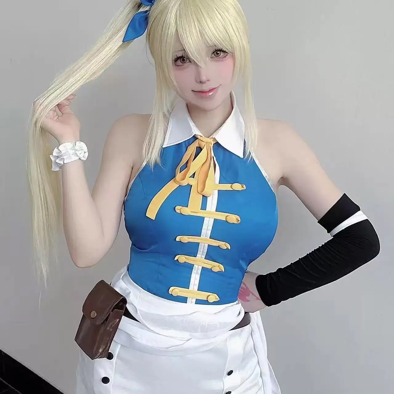 Anime Fairy Tail 100 Years Quest Lucy Heartfilia Cosplay Costume Women Blue Top Skirt Uniform Sticker Hairpin Halloween Party
Anime Fairy Tail 100 Years Quest Lucy Heartfilia Cosplay Costume Women Blue Top Skirt Uniform Sticker Hairpin Halloween Party