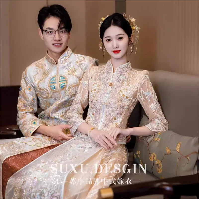 New champagne-colored heavy industry Chinese wedding dress for women
New champagne-colored heavy industry Chinese wedding dress for women
