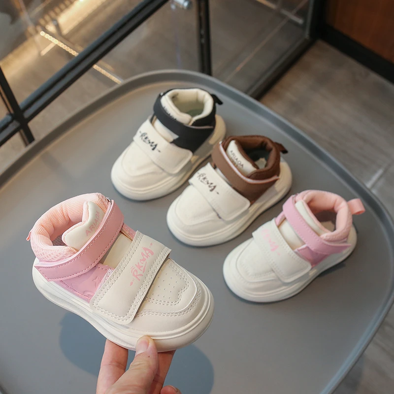 Детские баскетбольные кроссовки, удобная повседневная обувь на двойных липучках для мальчиков и девочек, нескользящая осенняя новая детская спортивная обувь 202, мягкая
Детские баскетбольные кроссовки, удобная повседневная обувь на двойных липучках для мальчиков и девочек, нескользящая осенняя новая детская спортивная обувь 202, мягкая