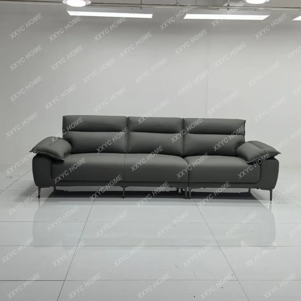 HNew Italian minimalist first-layer cowhide sofa light luxury small apartment household living room straight row
HNew Italian minimalist first-layer cowhide sofa light luxury small apartment household living room straight row