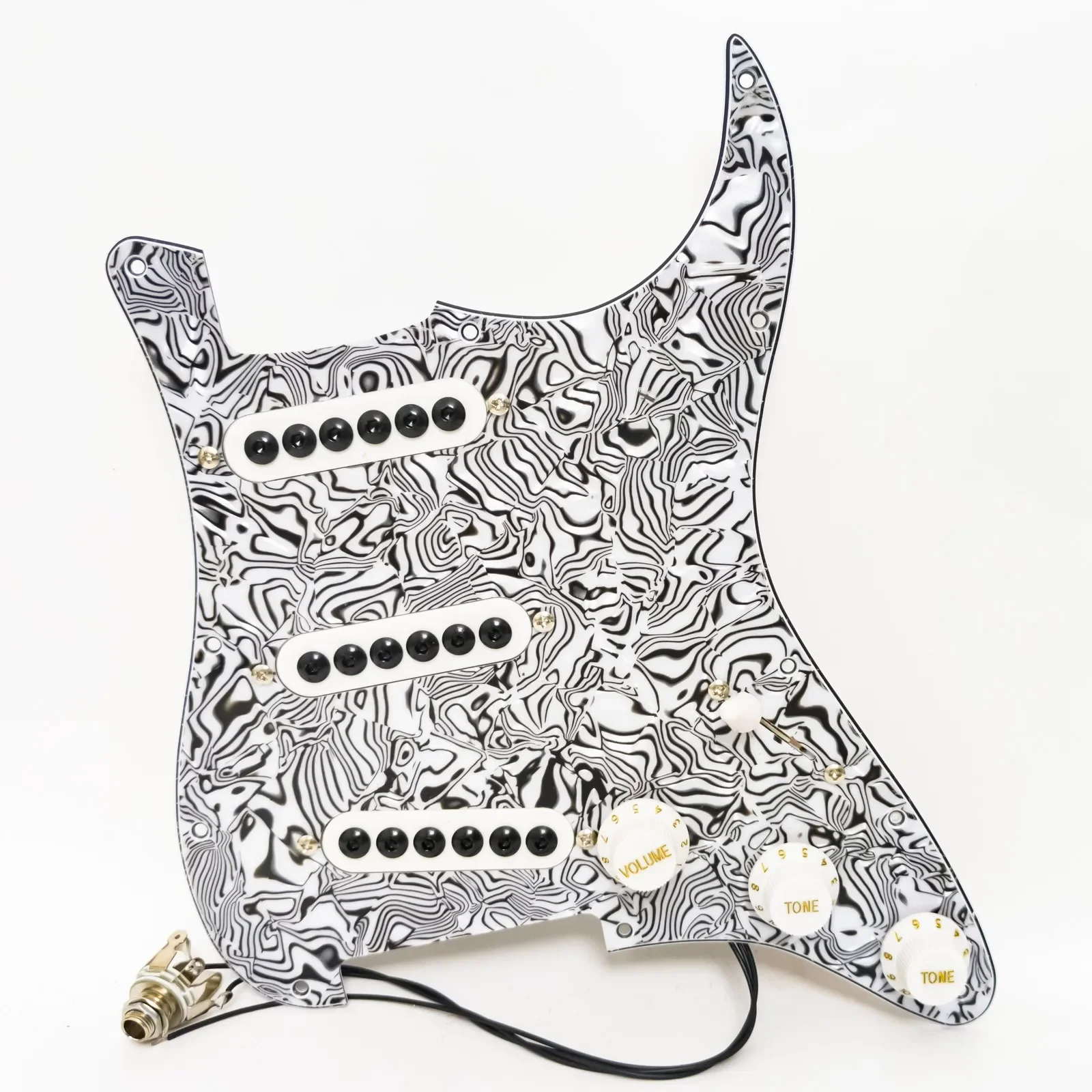 Guitar Prewired Loaded Pickguard with SSS Single Coil Pickups Set for ST Style Electric Guitar
Guitar Prewired Loaded Pickguard with SSS Single Coil Pickups Set for ST Style Electric Guitar