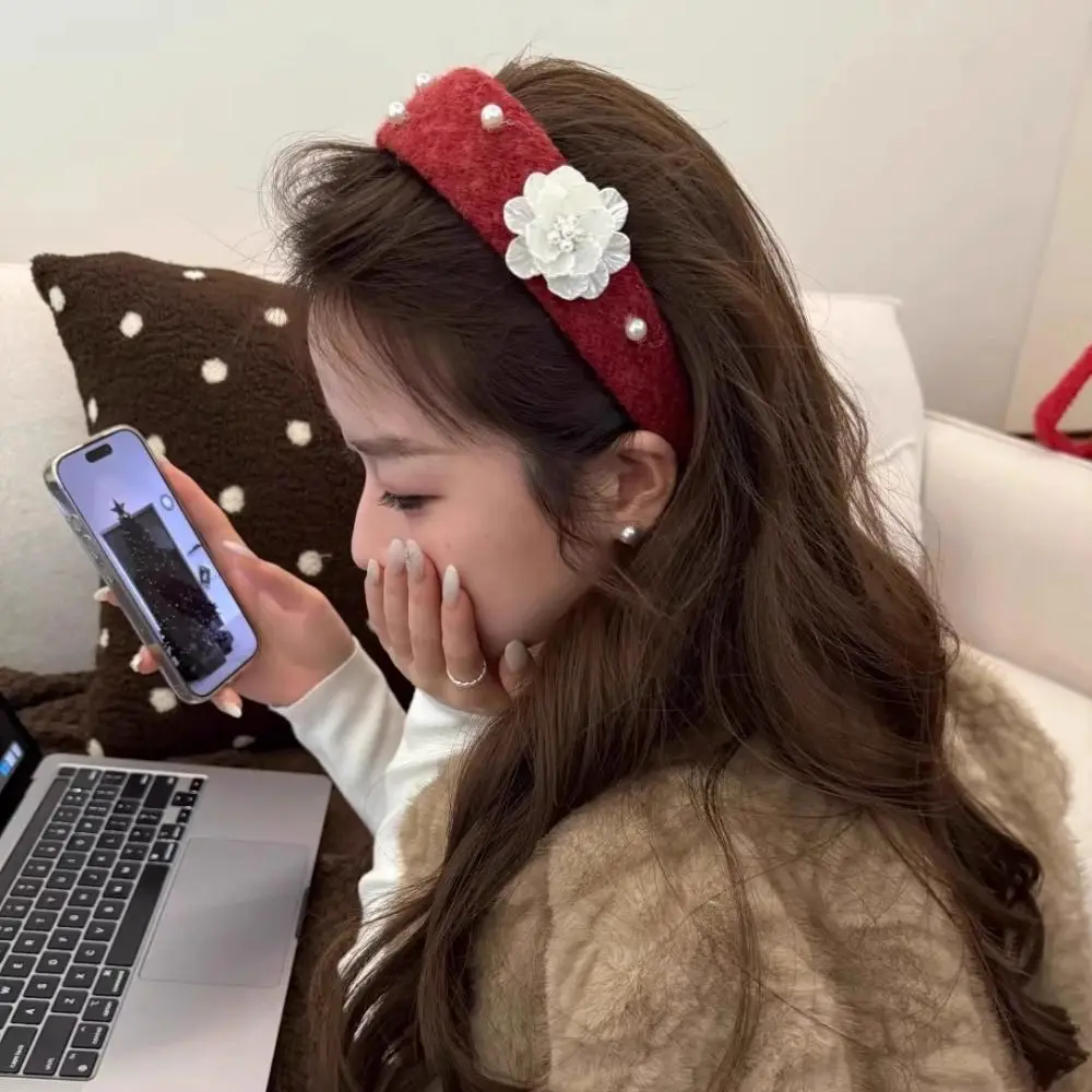 Корейский стиль, флокированная повязка на голову с цветком, изысканный винтажный обруч для волос с цветочным жемчугом, милая нескользящая повязка для волос с широкими краями на каждый день
Корейский стиль, флокированная повязка на голову с цветком, изысканный винтажный обруч для волос с цветочным жемчугом, милая нескользящая повязка для волос с широкими краями на каждый день