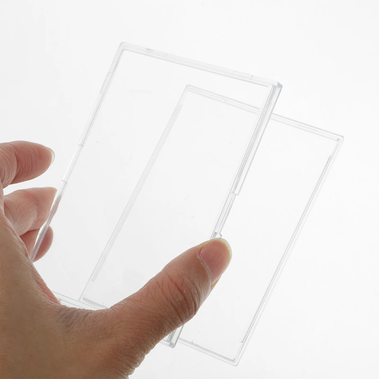 10Pcs Card Case Clear Acrylic Card Holder for Trading Game Photocards Protection Anti-Scratch Reusable Sturdy Portable Display
10Pcs Card Case Clear Acrylic Card Holder for Trading Game Photocards Protection Anti-Scratch Reusable Sturdy Portable Display
