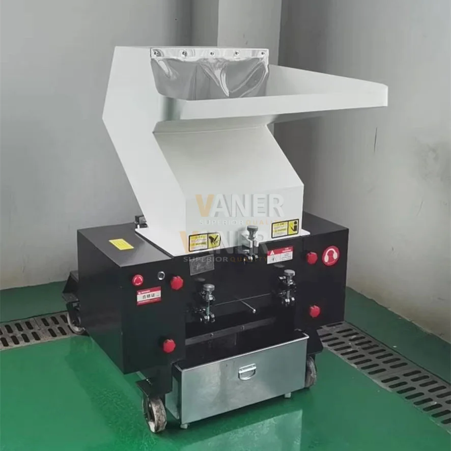2024 Industrial Plastic Shredder Plastic Bag Shredder Plastic Paper Recycling Machine
2024 Industrial Plastic Shredder Plastic Bag Shredder Plastic Paper Recycling Machine
