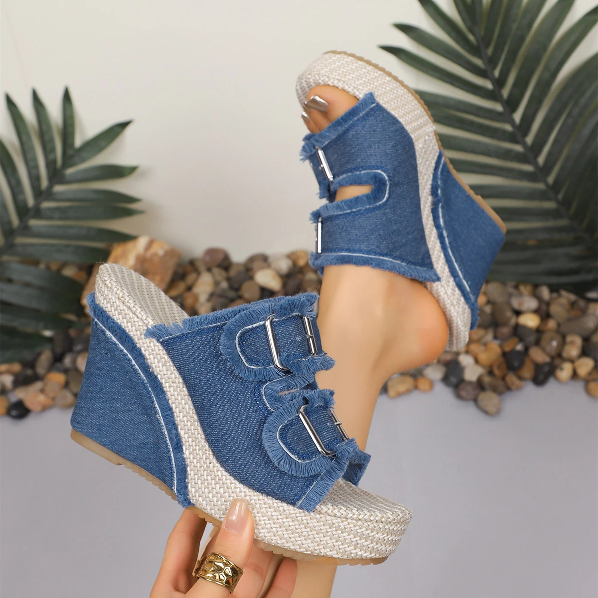 Women Sandals New Wedges Platform Women Shoes Summer Thick Sole Denim Slippers Fashion Casual Double Buckle Strap Sandals Women
Women Sandals New Wedges Platform Women Shoes Summer Thick Sole Denim Slippers Fashion Casual Double Buckle Strap Sandals Women