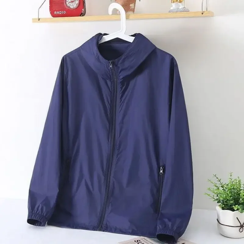 2026 New Summer Casual Minimalist Loose Korean Version Fashionable Slim Fit Long Sleeved Sun Protection Hooded Jacket for Men
2026 New Summer Casual Minimalist Loose Korean Version Fashionable Slim Fit Long Sleeved Sun Protection Hooded Jacket for Men