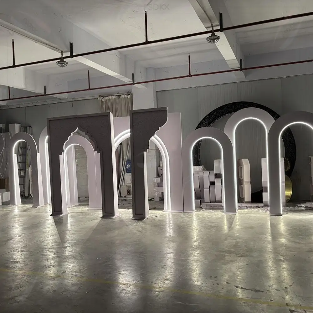 FSDKX Simple Design White Arch Backdrop for Wedding Stage New Factory Price Pvc Event Decoration Carton Packed
FSDKX Simple Design White Arch Backdrop for Wedding Stage New Factory Price Pvc Event Decoration Carton Packed