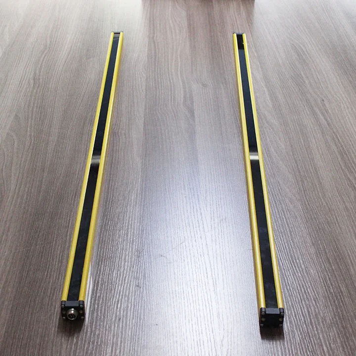 GM40-32J 24VDC 1000mm detect length Light Curtain Sensor light barrier
GM40-32J 24VDC 1000mm detect length Light Curtain Sensor light barrier