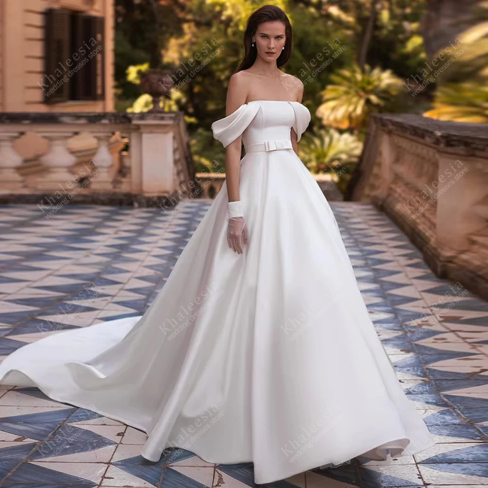 Современные свадебные платья: изящные свадебные наряды, простые атласные платья, с открытыми плечами, гламурные Vestidos De Novia, на заказ, 2026
Современные свадебные платья: изящные свадебные наряды, простые атласные платья, с открытыми плечами, гламурные Vestidos De Novia, на заказ, 2026