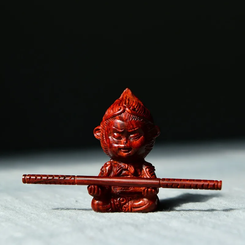 Indian lobular red sandalwood Sun Wukong fights against Buddha car hanging ornament
Indian lobular red sandalwood Sun Wukong fights against Buddha car hanging ornament