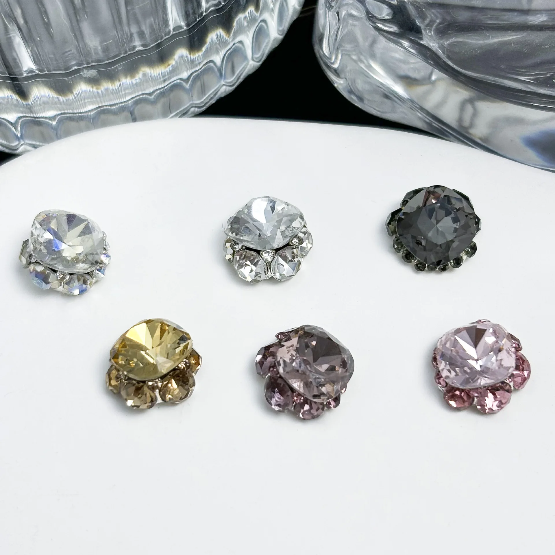 5PCS Handmade Fat Square Diamond 3D Nail Art Decoration Supplies Stacked Rhinestones Charms Manicure Jewelry Accessories
5PCS Handmade Fat Square Diamond 3D Nail Art Decoration Supplies Stacked Rhinestones Charms Manicure Jewelry Accessories