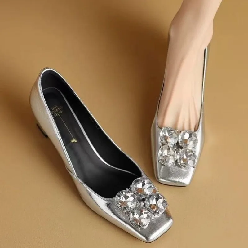 Elegant Woman Heeled Shoes 2025 High Quality Ladies Shoes Slip-on Women's Pumps New Crystal Office and Career Fashion High Heels
Elegant Woman Heeled Shoes 2025 High Quality Ladies Shoes Slip-on Women's Pumps New Crystal Office and Career Fashion High Heels