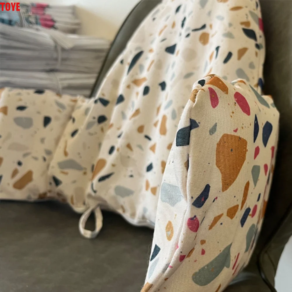 Надувная подушка для детского стульчика-трансформера однотонного цвета со встроенным насосом для домашнего использования
Надувная подушка для детского стульчика-трансформера однотонного цвета со встроенным насосом для домашнего использования