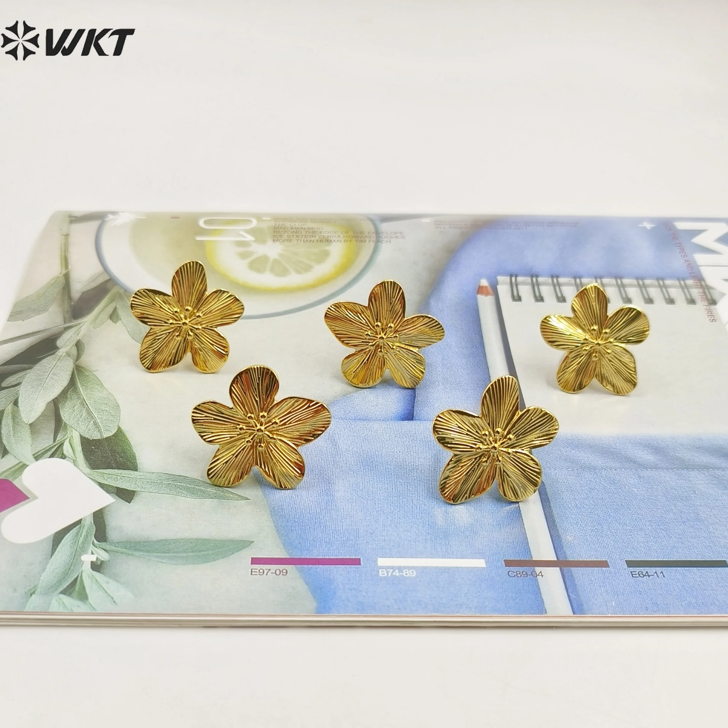 WT-R545 Hot New Tiny Fashion Lovely And Exquisite Flower Shape Ring WIith 18K Yellow Gold Plated For Women Daily Decoration
WT-R545 Hot New Tiny Fashion Lovely And Exquisite Flower Shape Ring WIith 18K Yellow Gold Plated For Women Daily Decoration