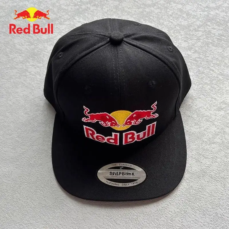 Fashionable letter embroidered Red Bull baseball cap for spring and autumn outdoor adjustable casual hat, sun protection hat
Fashionable letter embroidered Red Bull baseball cap for spring and autumn outdoor adjustable casual hat, sun protection hat
