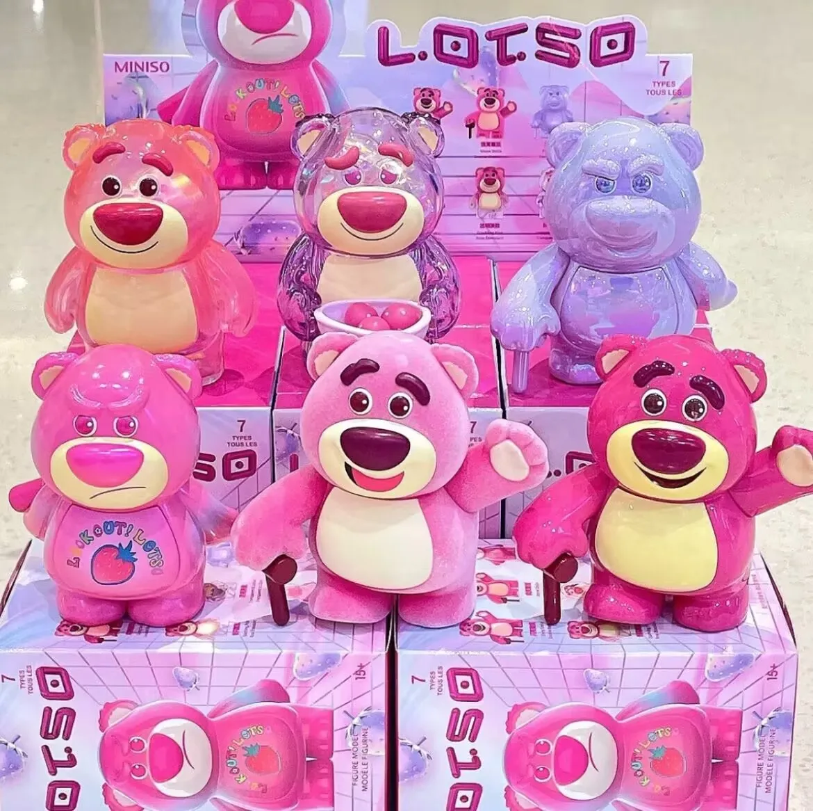 MINISO Disney клубничный медведь слепая коробка милый декор фигурка горячая распродажа подарок
MINISO Disney клубничный медведь слепая коробка милый декор фигурка горячая распродажа подарок