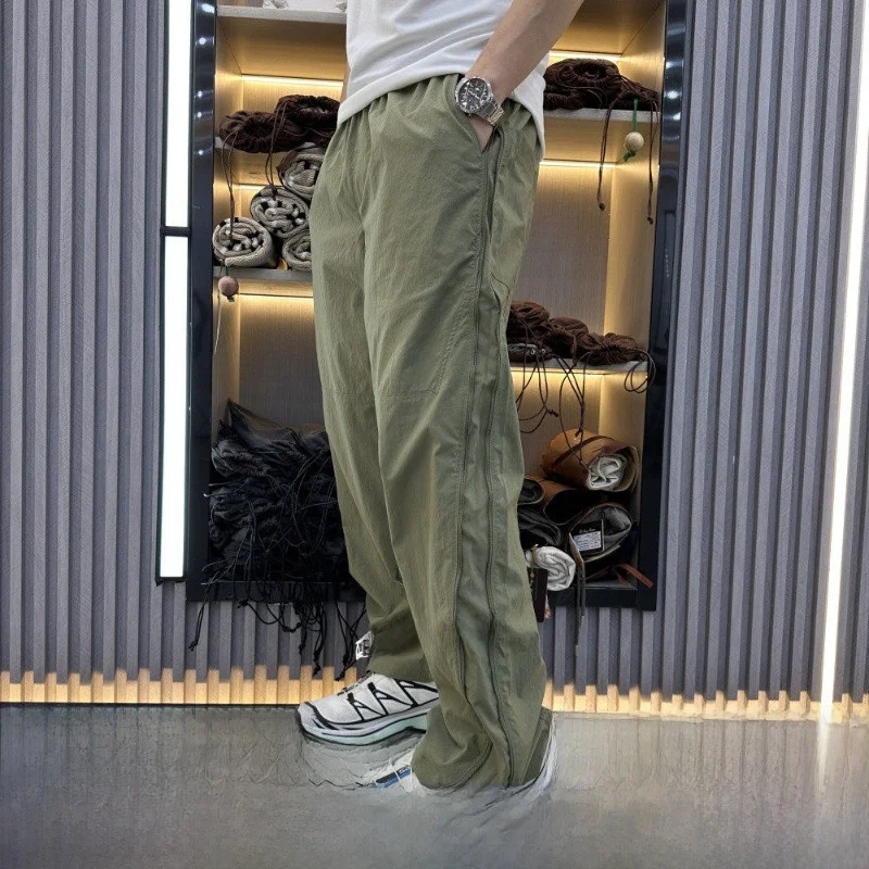 Men's Casual Loose Lightweight Breathable Outdoor Long Pants Zipper Design Spring Summer Straight Tube Pants Comfortable Fit
Men's Casual Loose Lightweight Breathable Outdoor Long Pants Zipper Design Spring Summer Straight Tube Pants Comfortable Fit