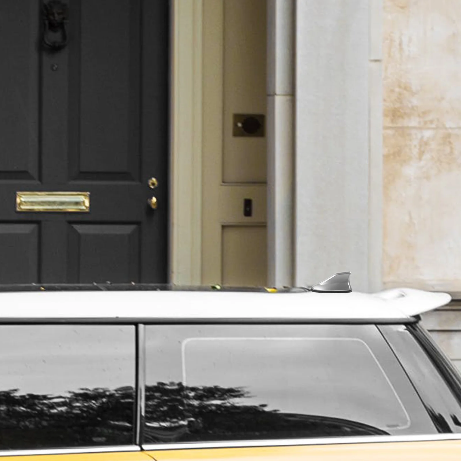 Durable ABS Silicone Shark Fin Antenna Mount Reliable Connection No Drilling Required Unique Design Car Accessories
Durable ABS Silicone Shark Fin Antenna Mount Reliable Connection No Drilling Required Unique Design Car Accessories