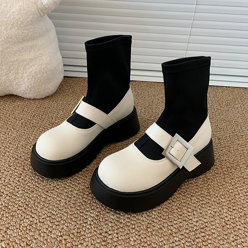 Flats Platform Women Ankle Boots Fashion Dress Shoes Luxury Cozy Winter Short Boots 2025 New Trend Casual Designer Femme Botas
Flats Platform Women Ankle Boots Fashion Dress Shoes Luxury Cozy Winter Short Boots 2025 New Trend Casual Designer Femme Botas