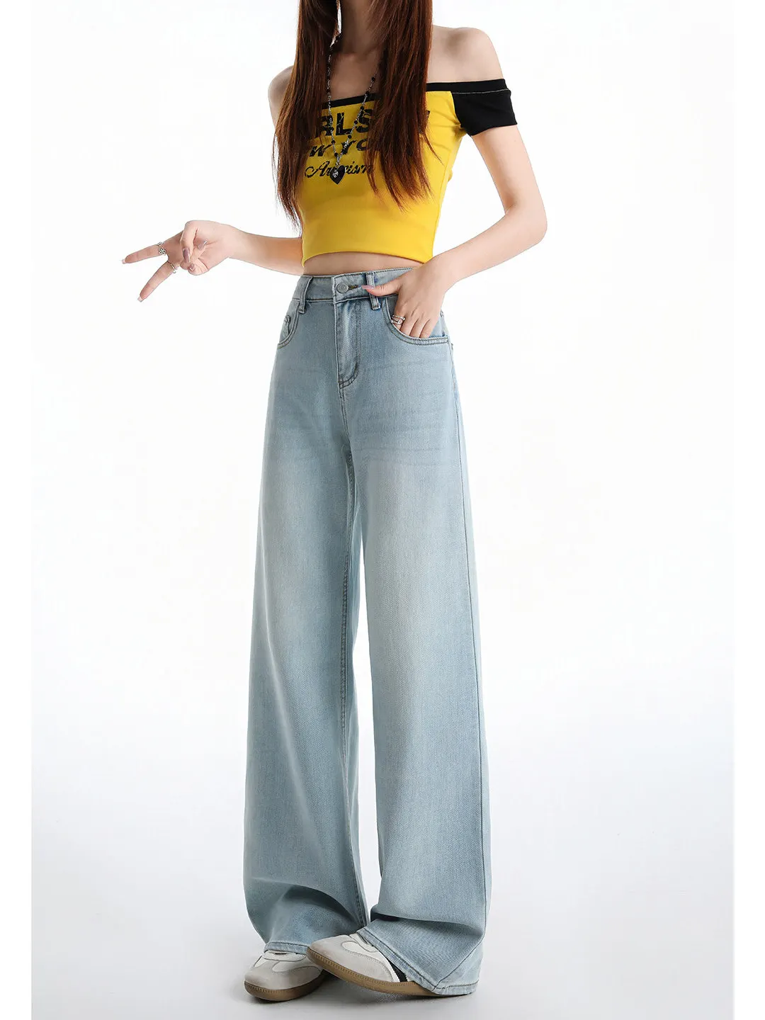 Women's Slim Fit Straight Leg Jeans Summer New Style Wide Leg Pants Loose Comfortable Slimming Effect Natural Waist
Women's Slim Fit Straight Leg Jeans Summer New Style Wide Leg Pants Loose Comfortable Slimming Effect Natural Waist