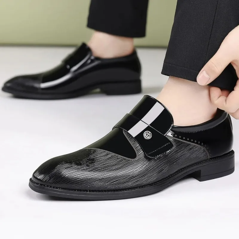 Men's Business Leather Shoes Classic Office Banquet Dress Shoes for Men New Oxford Wedding Shoe High Quality Comfortable Loafers
Men's Business Leather Shoes Classic Office Banquet Dress Shoes for Men New Oxford Wedding Shoe High Quality Comfortable Loafers