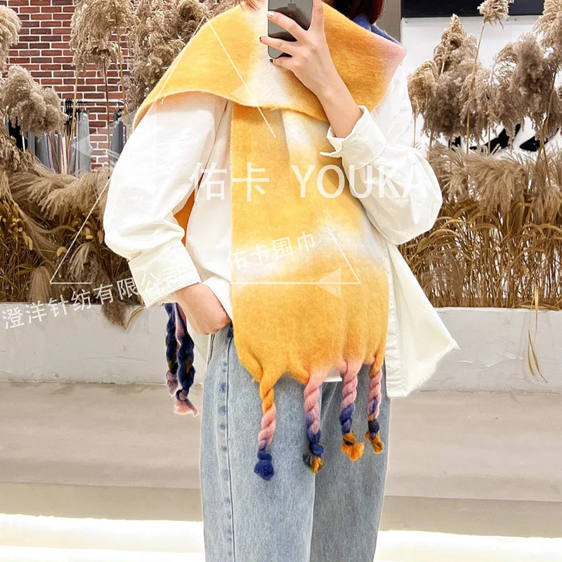 2023 Winter New Imitation Cashmere Women's Scarf Colored Irregular Pattern Warm and Thickened Handmade Thick Beaded Tassel Scarf
2023 Winter New Imitation Cashmere Women's Scarf Colored Irregular Pattern Warm and Thickened Handmade Thick Beaded Tassel Scarf