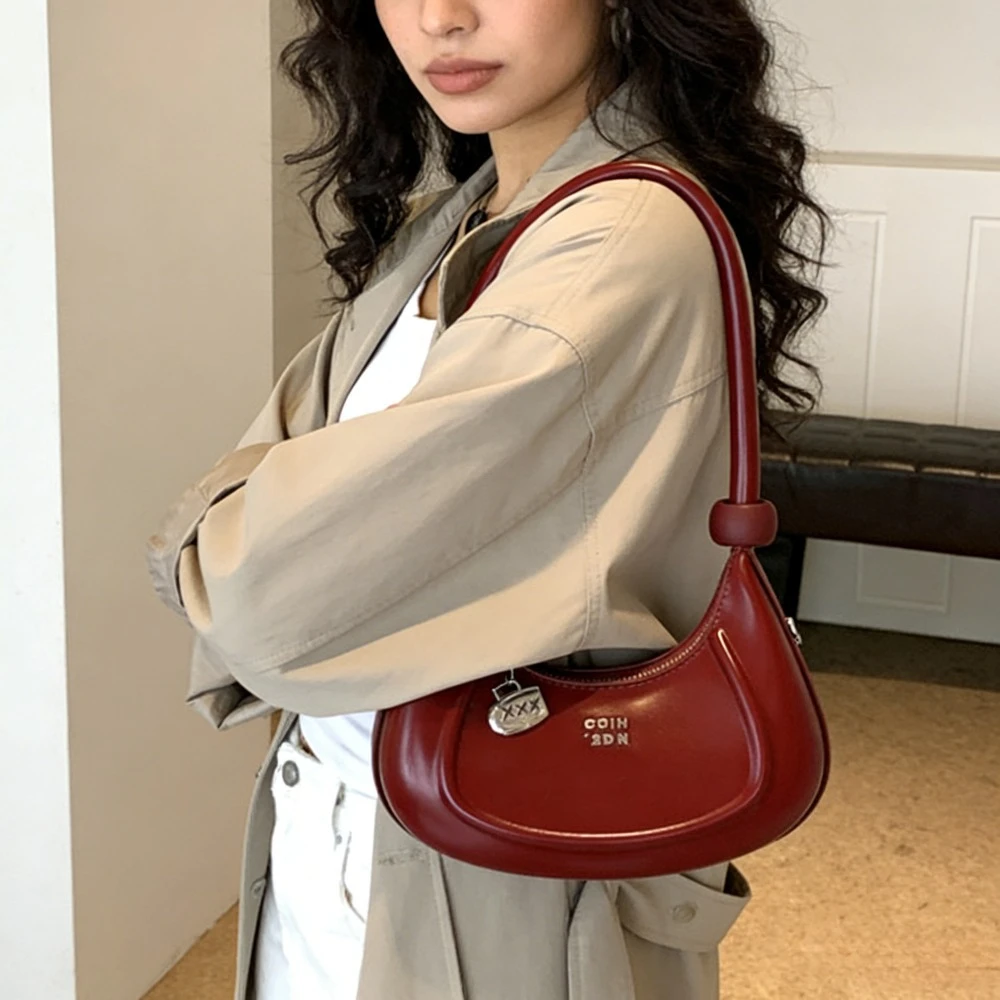 Бордовая маленькая сумка через плечо, женская модная сумка-цилиндр с металлической подвеской, кроссбоди для повседневного использования
Бордовая маленькая сумка через плечо, женская модная сумка-цилиндр с металлической подвеской, кроссбоди для повседневного использования