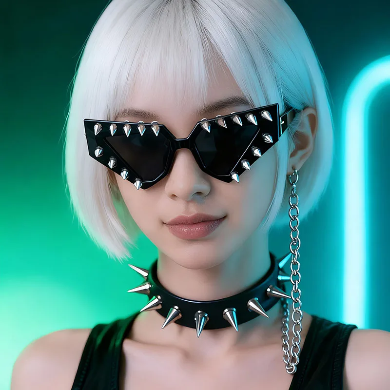 New 2026 Fashion Triangular Cat Eye Sunglasses Punk Rivet Outdoor Street Style Sexy Cat Eye Black Lens Men Women Hip Hop Eyewear
New 2026 Fashion Triangular Cat Eye Sunglasses Punk Rivet Outdoor Street Style Sexy Cat Eye Black Lens Men Women Hip Hop Eyewear