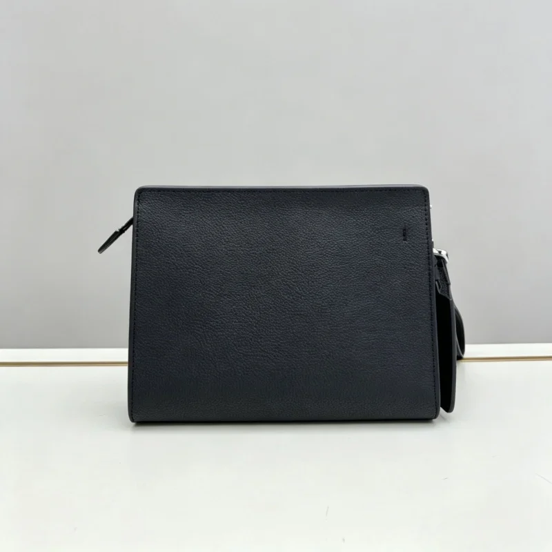 Brand Discount Business Clutch Classic Style 5505 Genuine Leather Suitable for Business Occasions High-end Luxury Gift Men's Bag
Brand Discount Business Clutch Classic Style 5505 Genuine Leather Suitable for Business Occasions High-end Luxury Gift Men's Bag