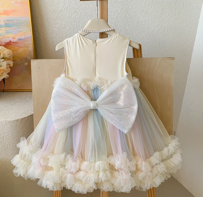 New Baby Summer Girls Boutique Fashion Back Bow Sequined Flower Dress, Princess Kids Elegant Party Dresses 4-8T
New Baby Summer Girls Boutique Fashion Back Bow Sequined Flower Dress, Princess Kids Elegant Party Dresses 4-8T
