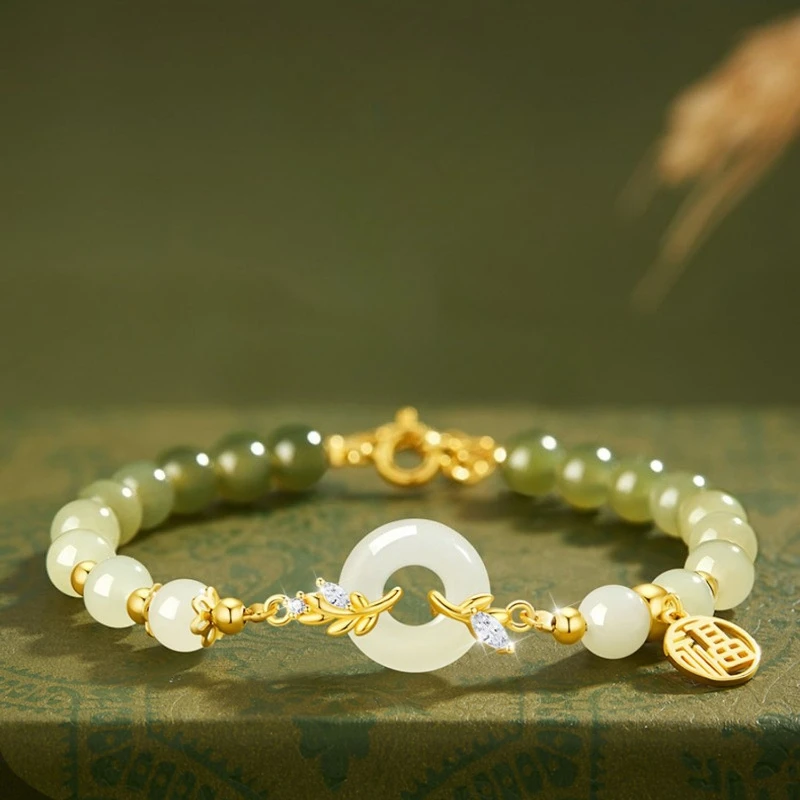 Chinese Fortune Jade Marrow Peace Buckle Classical Women's Handstring Simple Quality Retro Jewelry
Chinese Fortune Jade Marrow Peace Buckle Classical Women's Handstring Simple Quality Retro Jewelry